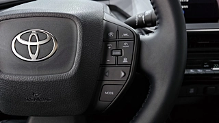 TOYOTA PRIUS 2024