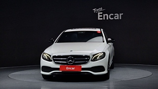 MERCEDES BENZ E-CLASS W213 2020