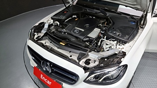 MERCEDES BENZ E-CLASS W213 2020