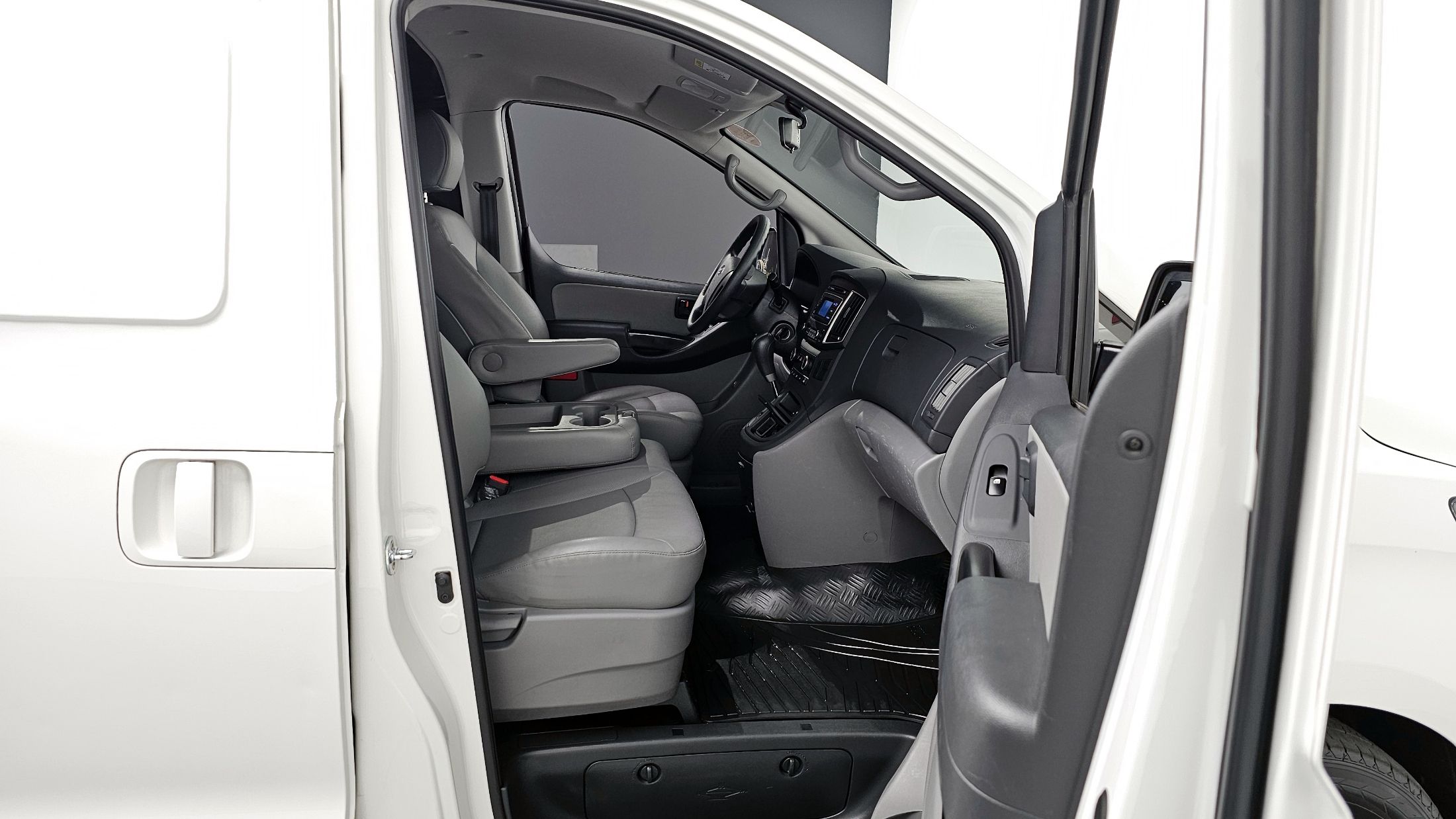 HYUNDAI STAREX GRAND 2021