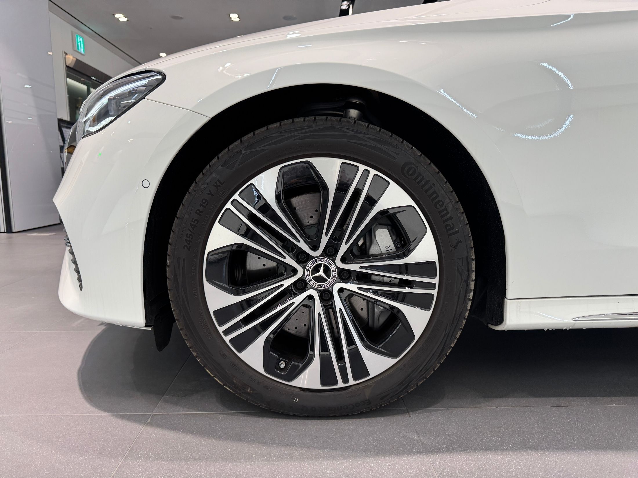 MERCEDES BENZ E-CLASS W214
