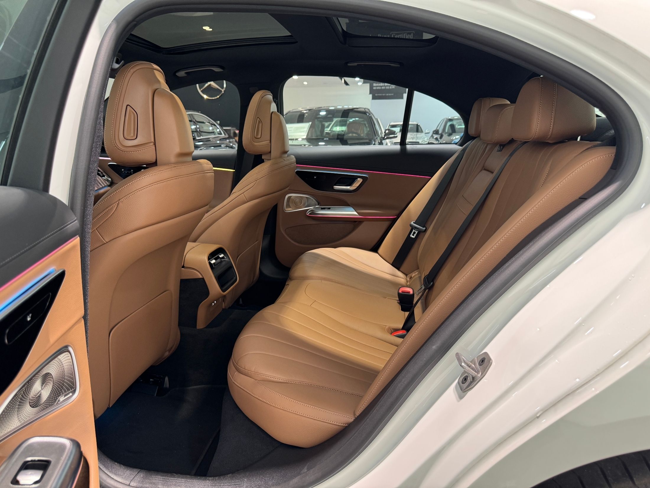 MERCEDES BENZ E-CLASS W214