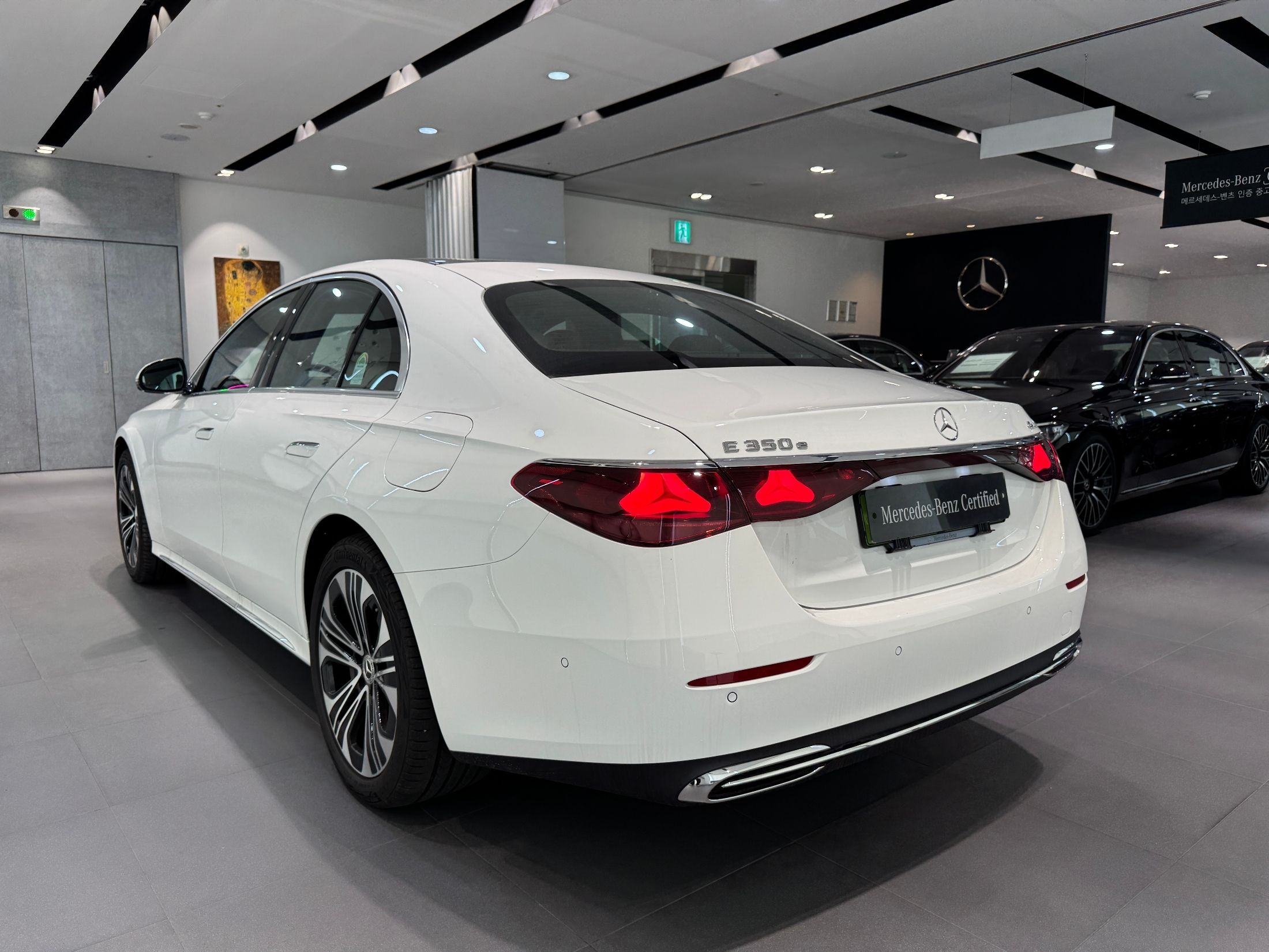 MERCEDES BENZ E-CLASS W214