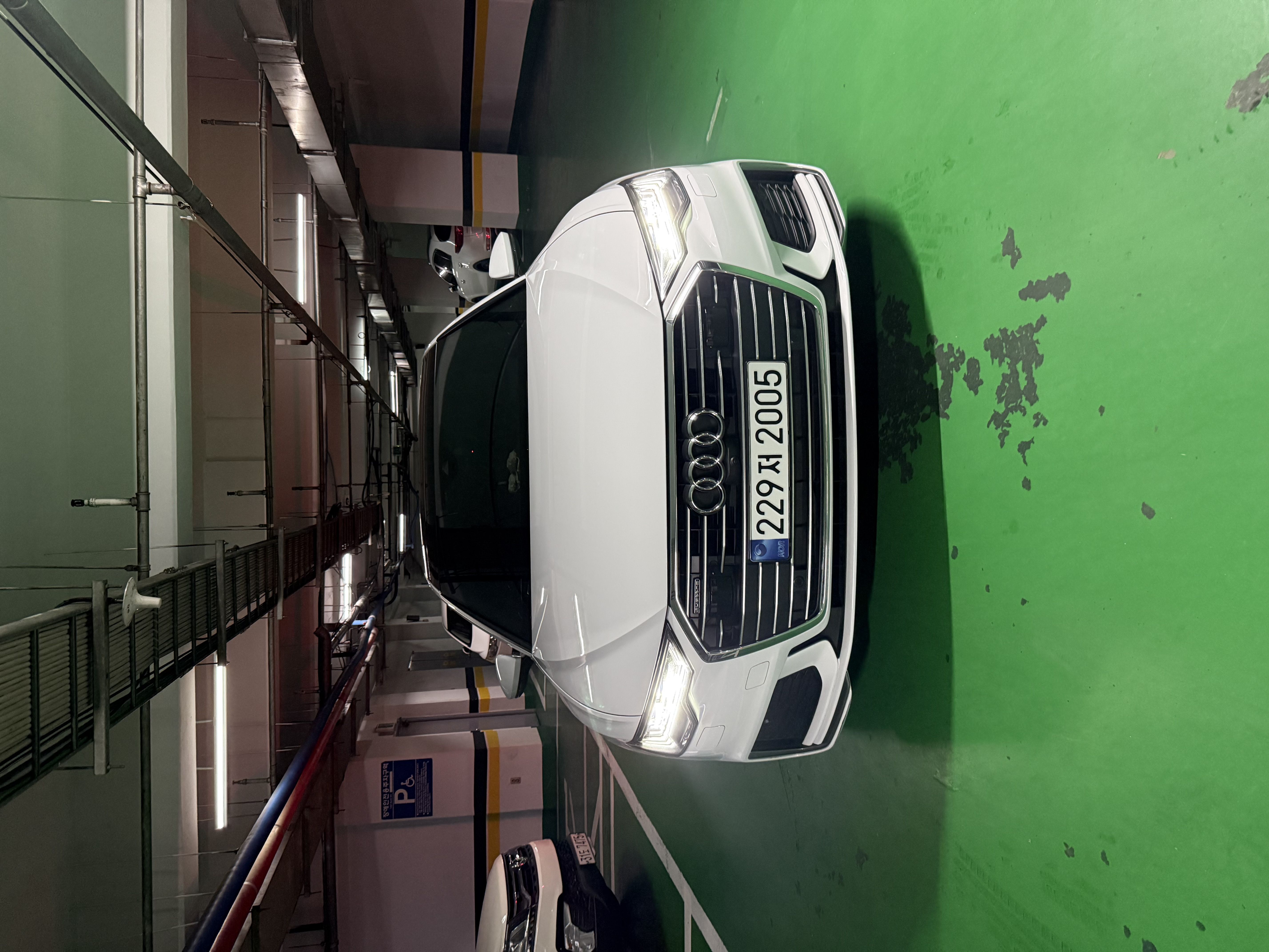 AUDI A6 C8 2023