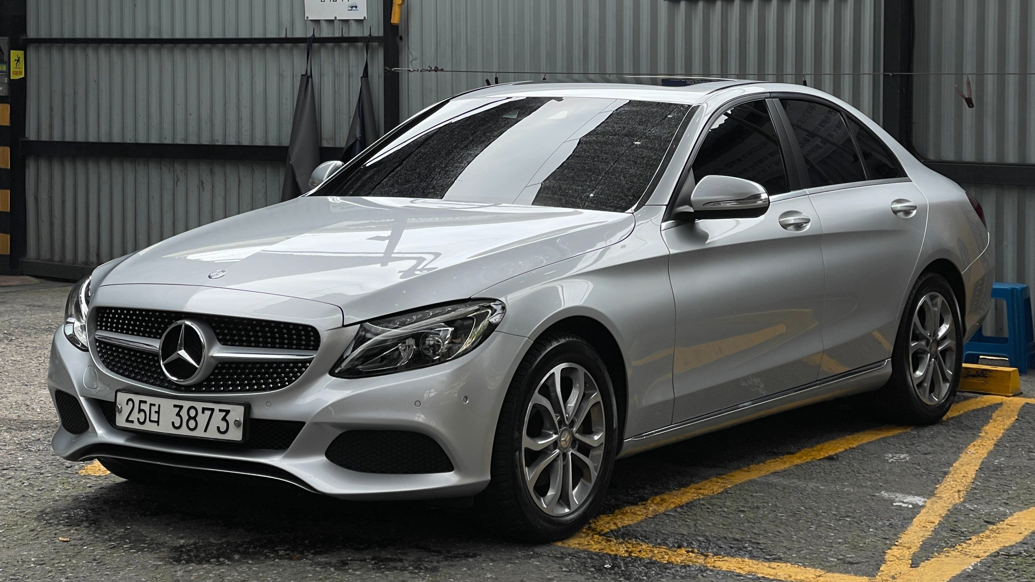 MERCEDES BENZ C-CLASS W205 2014