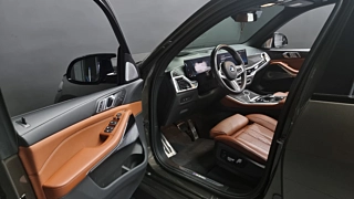BMW X5 G05 M60i 2023