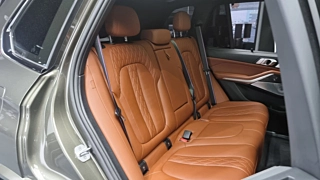 BMW X5 G05 M60i 2023