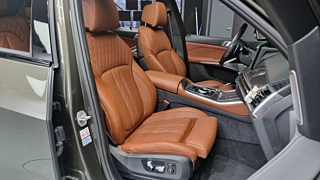BMW X5 G05 M60i 2023