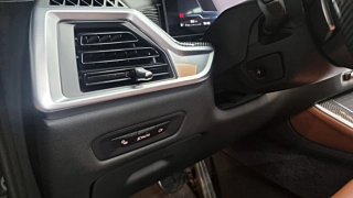 BMW X5 G05 M60i 2023