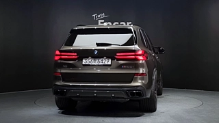 BMW X5 G05 M60i 2023