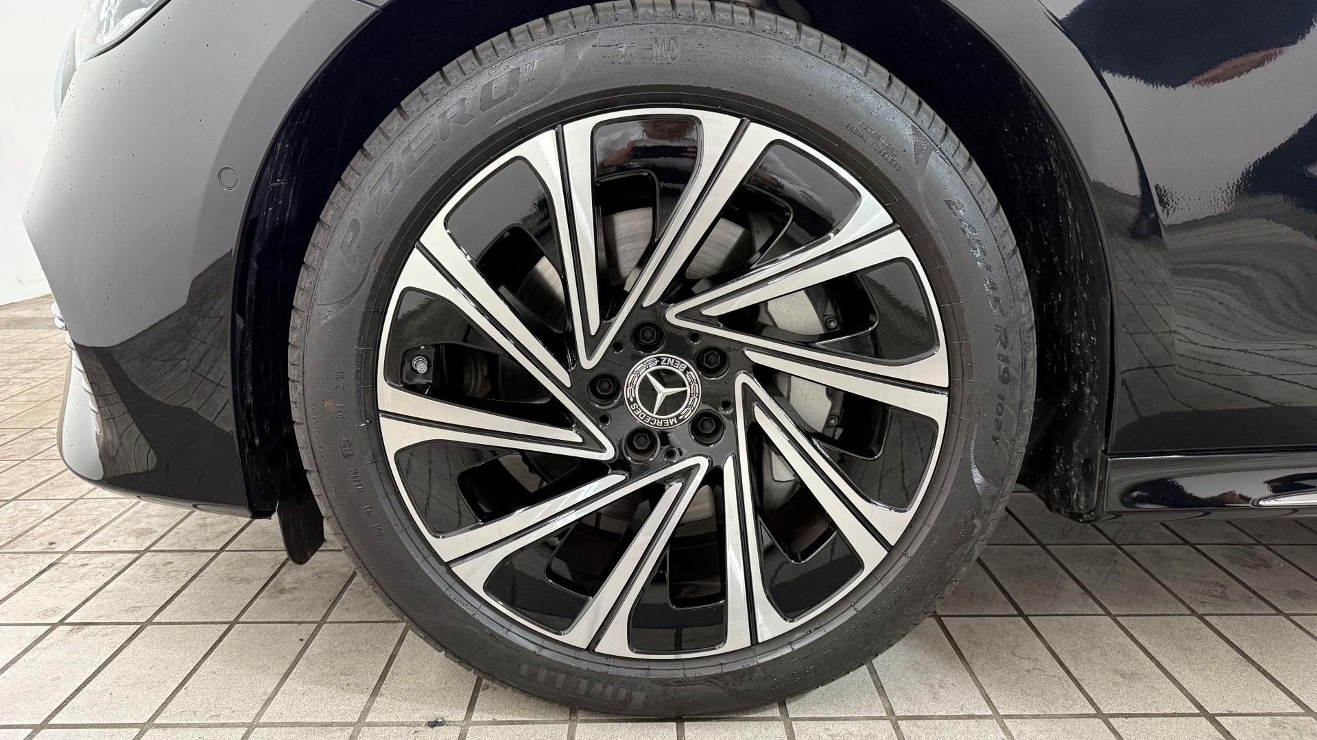 MERCEDES BENZ E-CLASS W214