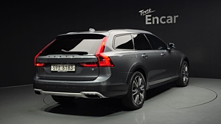 VOLVO V90 CROSS COUNTRY 2019