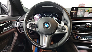 BMW 5-SERIES G30 2019