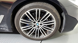 BMW 5-SERIES G30 2019