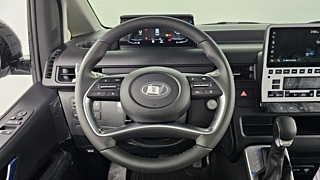 HYUNDAI STARIA 2025