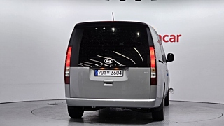 HYUNDAI STARIA 2025