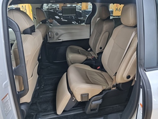 TOYOTA SIENNA  4 GENERATION 2.5 Hybrid 2WD 2024