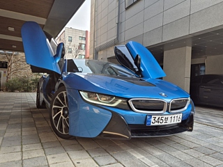 BMW I8 2016