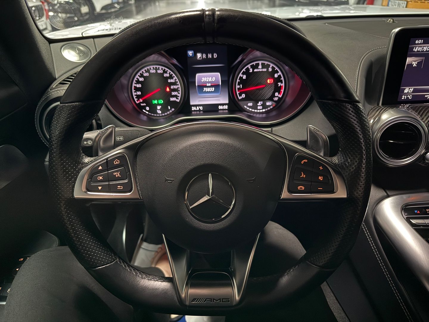 MERCEDES BENZ AMG GT 2016