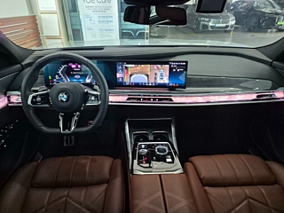 BMW 7-SERIES G70 2024