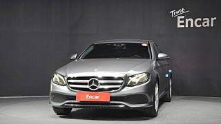 MERCEDES BENZ E-CLASS W213 2017