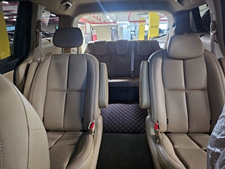 KIA CARNIVAL 2018