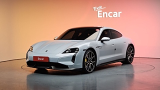 PORSCHE TAYCAN 2024