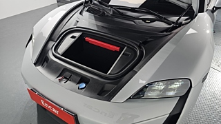 PORSCHE TAYCAN 2024