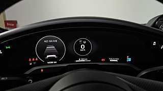 PORSCHE TAYCAN 2024
