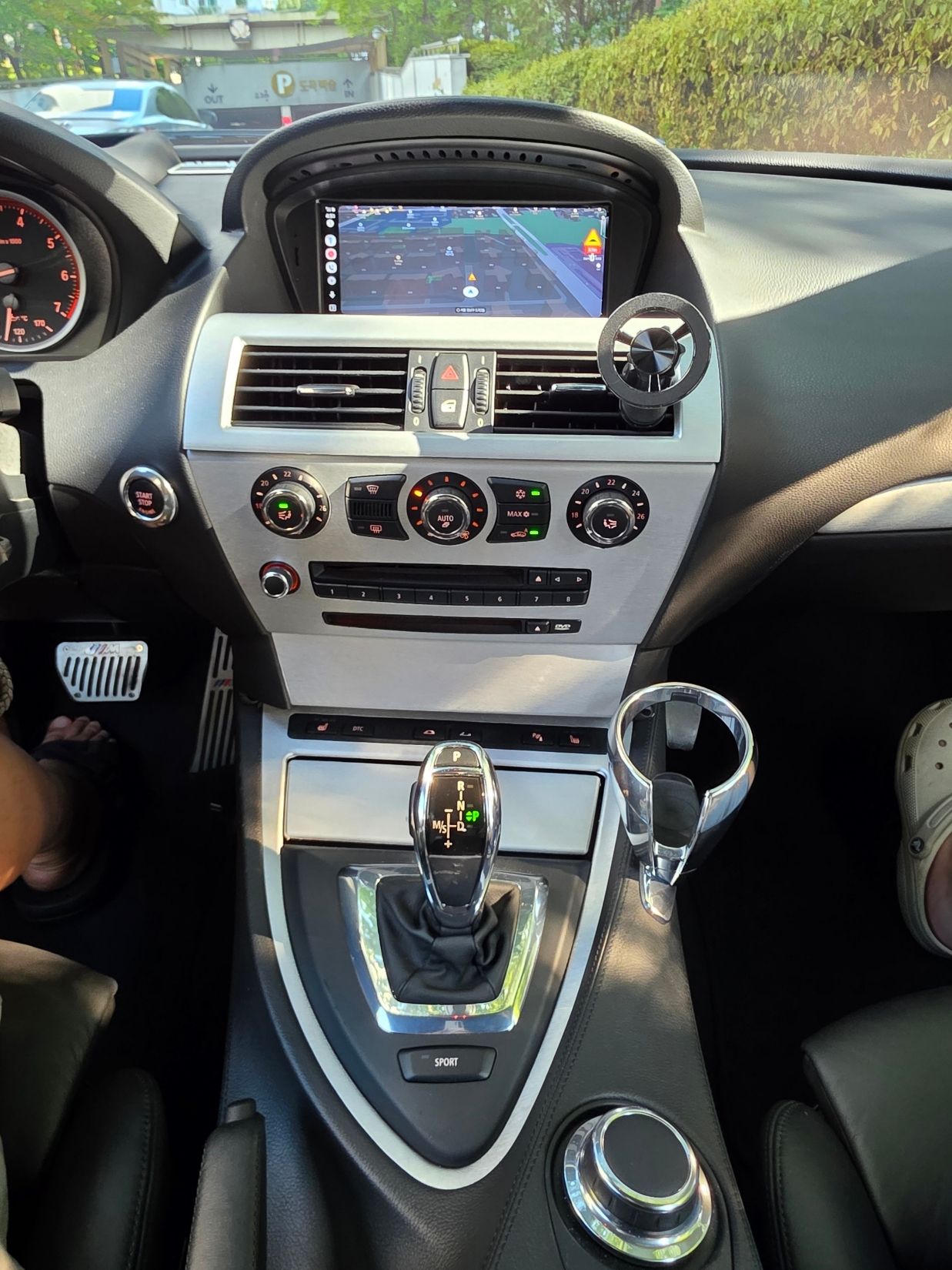 BMW 6-SERIES E63 2008