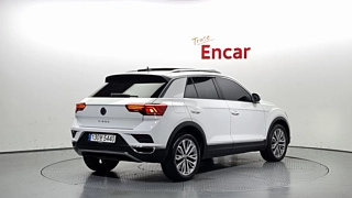 VOLKSWAGEN T-ROC  2021