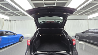 MASERATI LEVANTE 2018