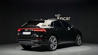 AUDI Q8 4M 2023