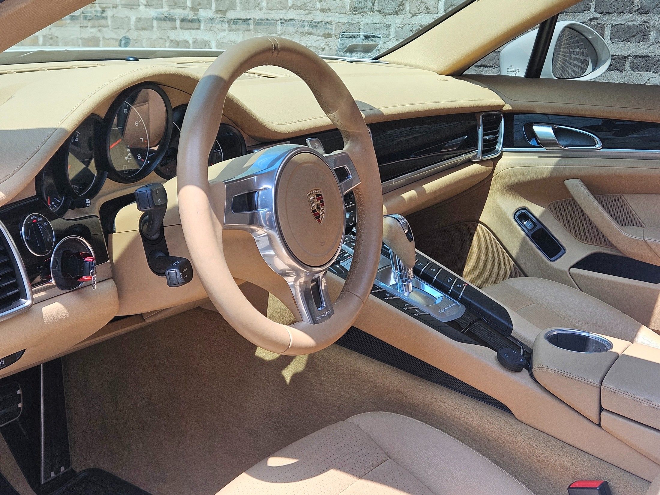 PORSCHE PANAMERA 2011