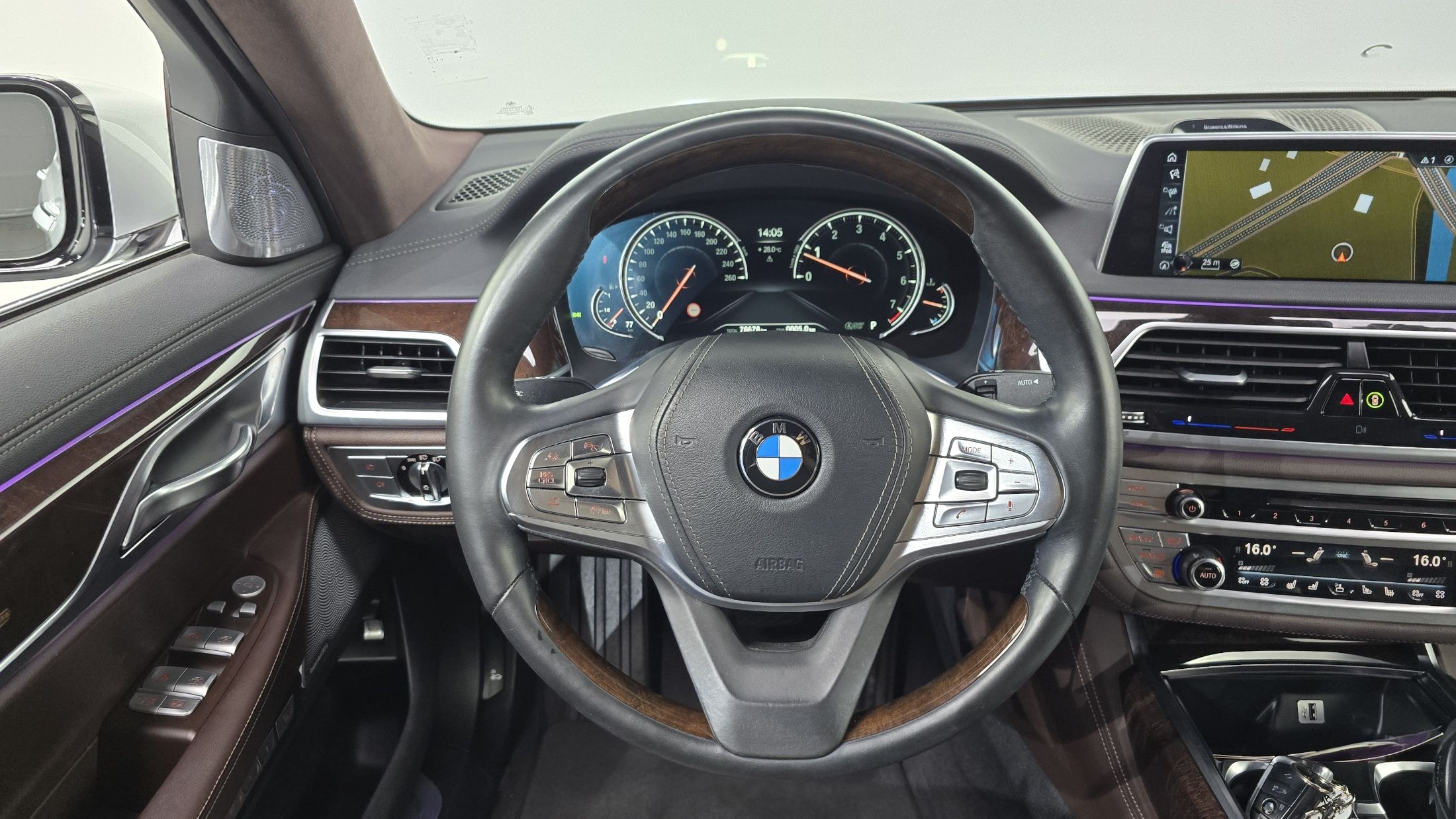 BMW 7-SERIES G11 2016