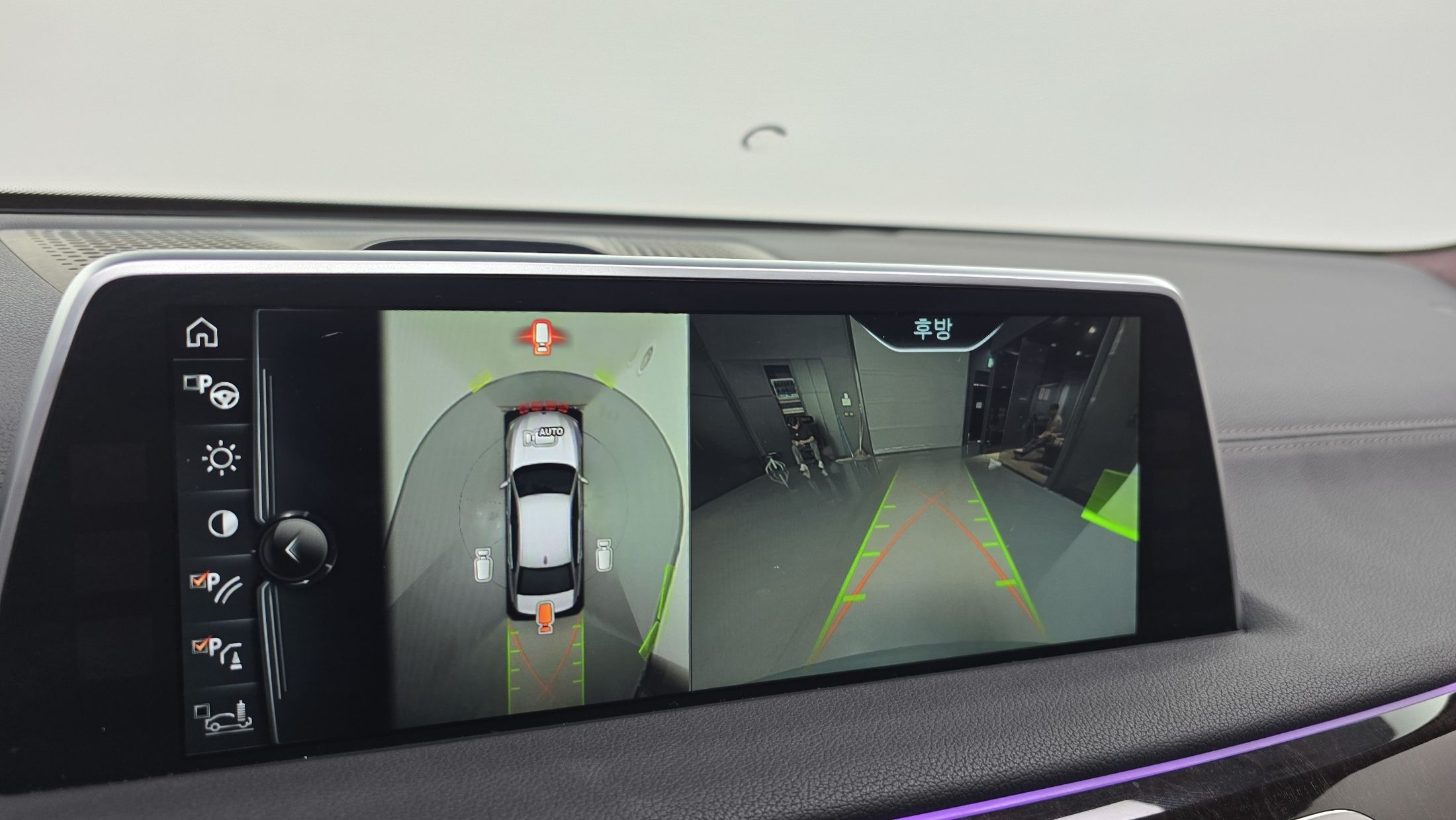 BMW 7-SERIES G11 2016