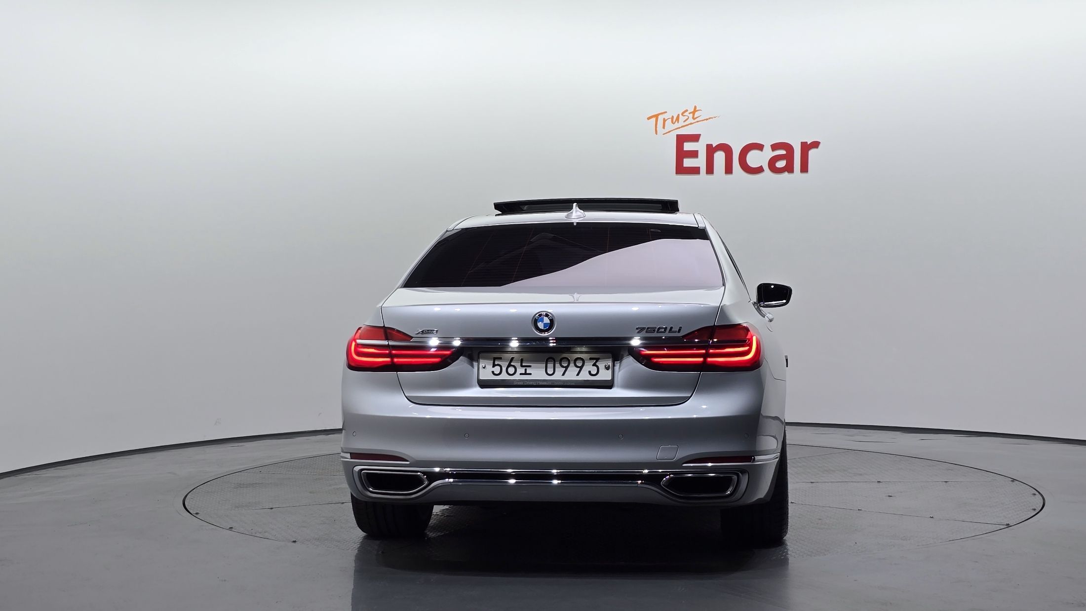 BMW 7-SERIES G11 2016