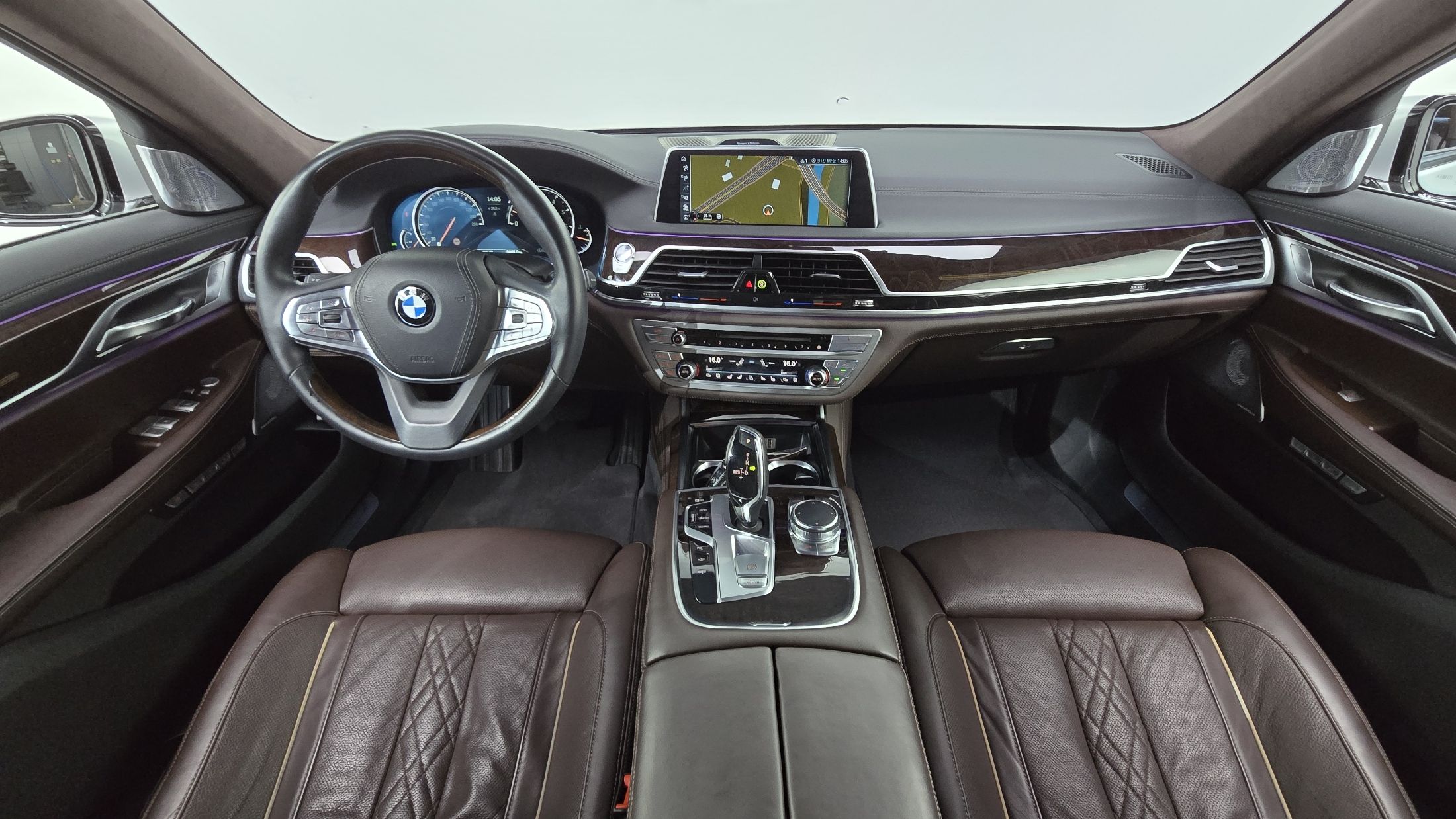 BMW 7-SERIES G11 2016