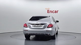 MERCEDES BENZ E-CLASS W213 2016