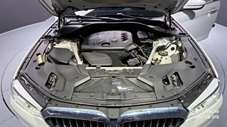 BMW 5-SERIES G30 2018
