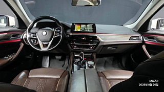 BMW 5-SERIES G30 2018