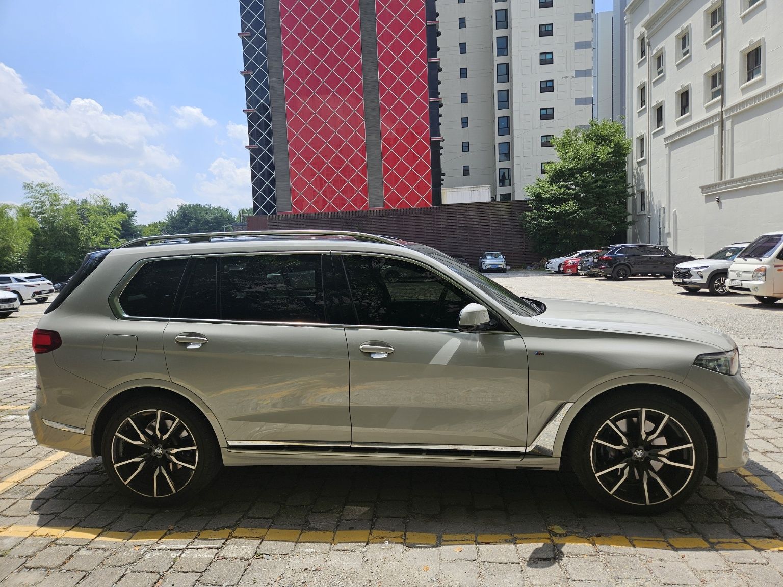 BMW X7 G07 2021