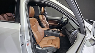 VOLVO XC90 2025