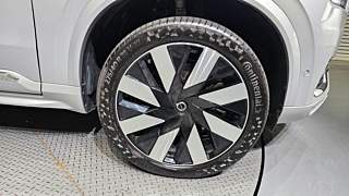 VOLVO XC90 2025