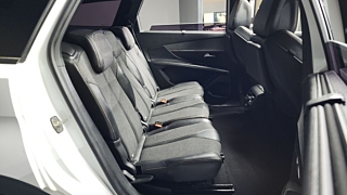 PEUGEOT 5008 2018