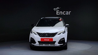 PEUGEOT 5008 2018