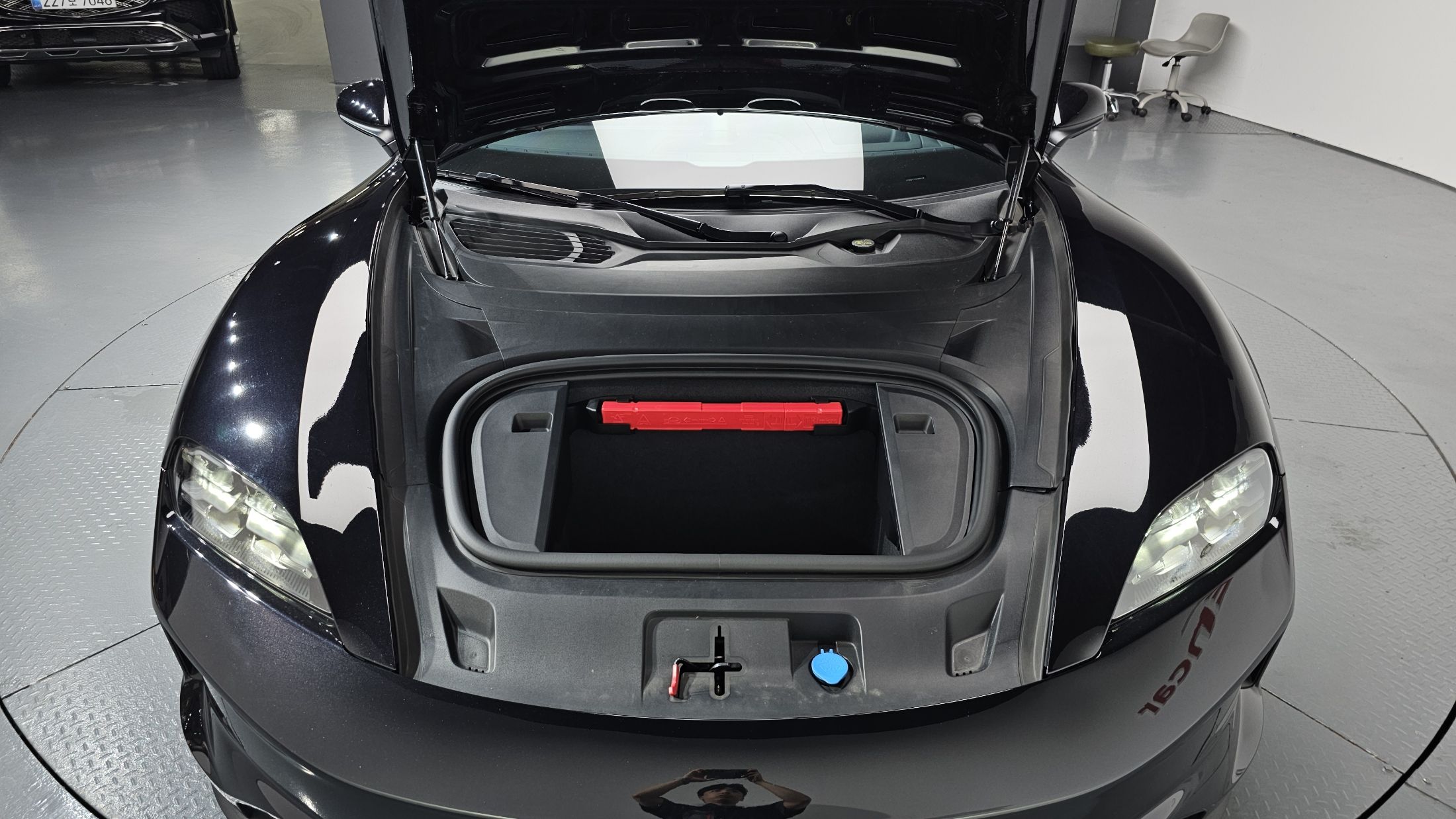PORSCHE TAYCAN 2024