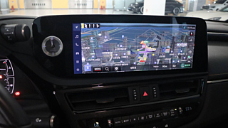 LEXUS ES300H 2024