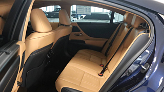 LEXUS ES300H 2024