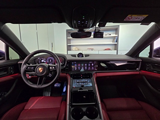 PORSCHE PANAMERA 972 2025